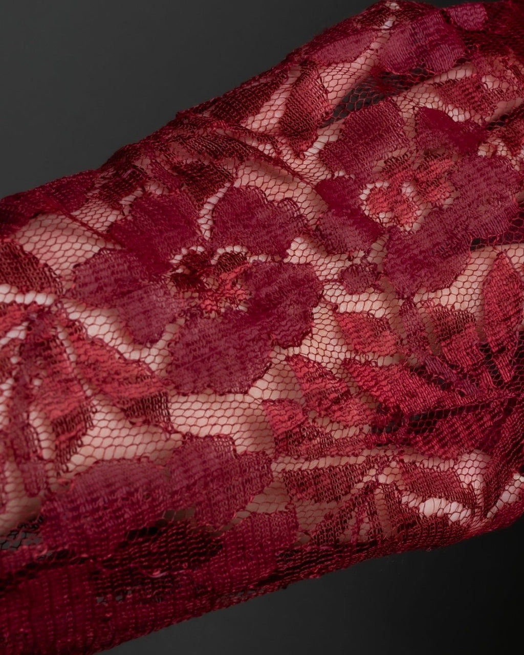 “Vintage” flower motif lace long dress