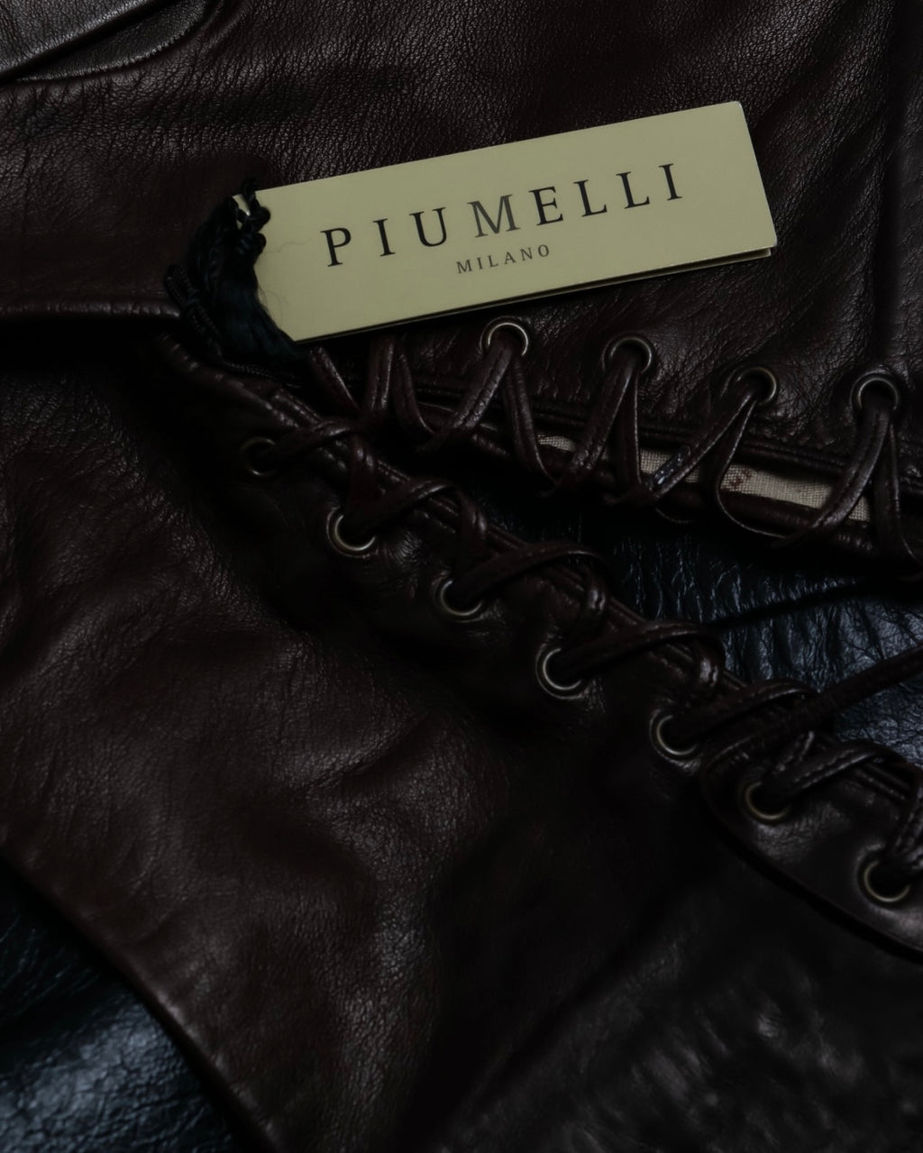 "PIUMELLI" Dead stock lace up long leather gloves