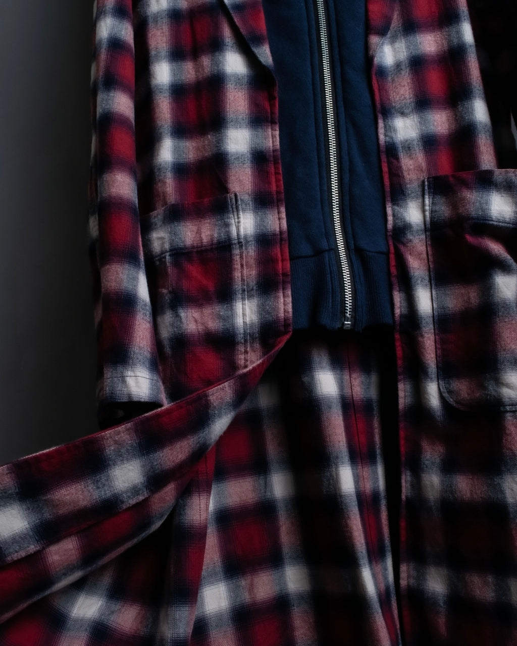“John UNDERCOVER” gown designed check long hoodie