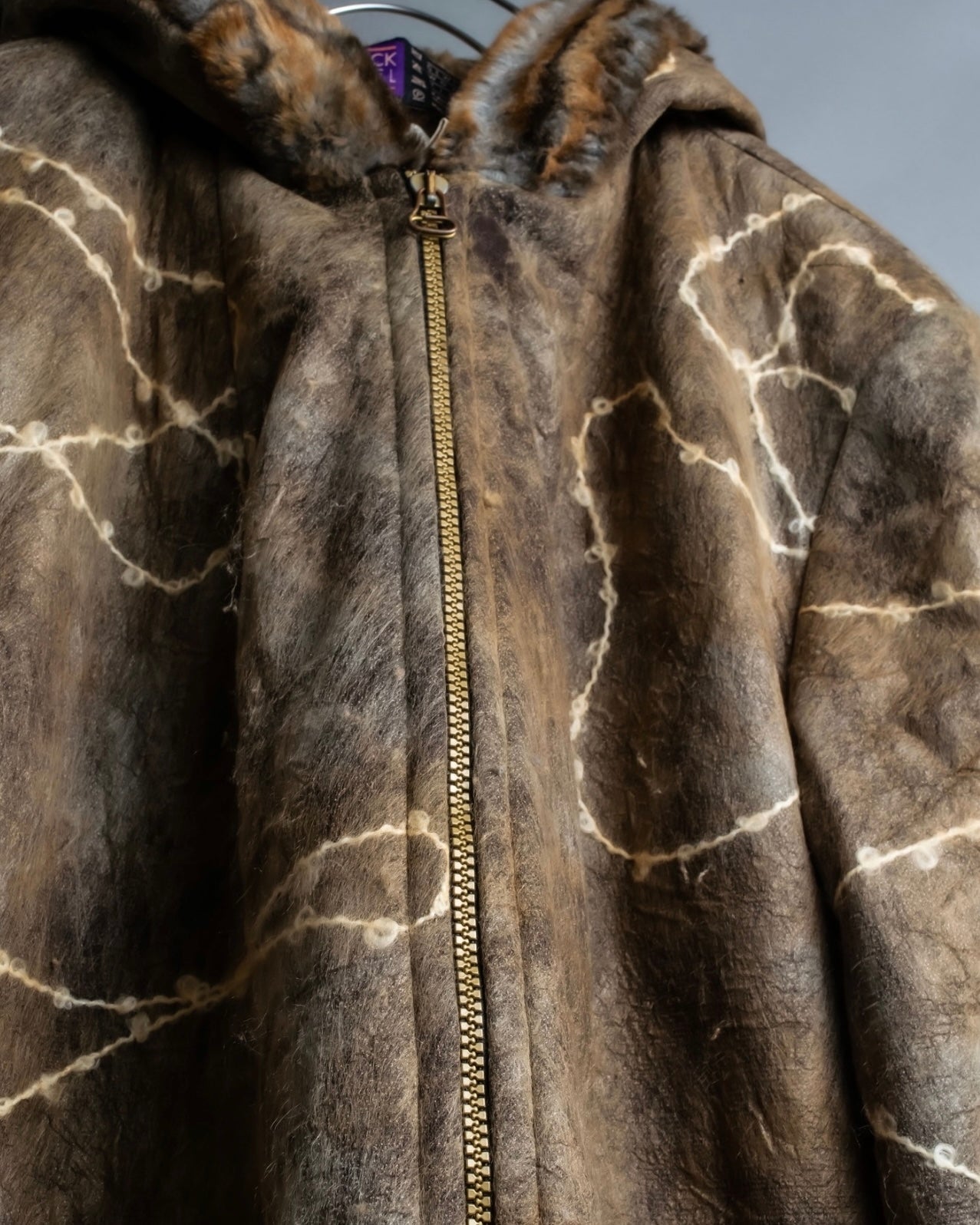 "NIEDIECK" Yarn sewn fur special hoodie jacket