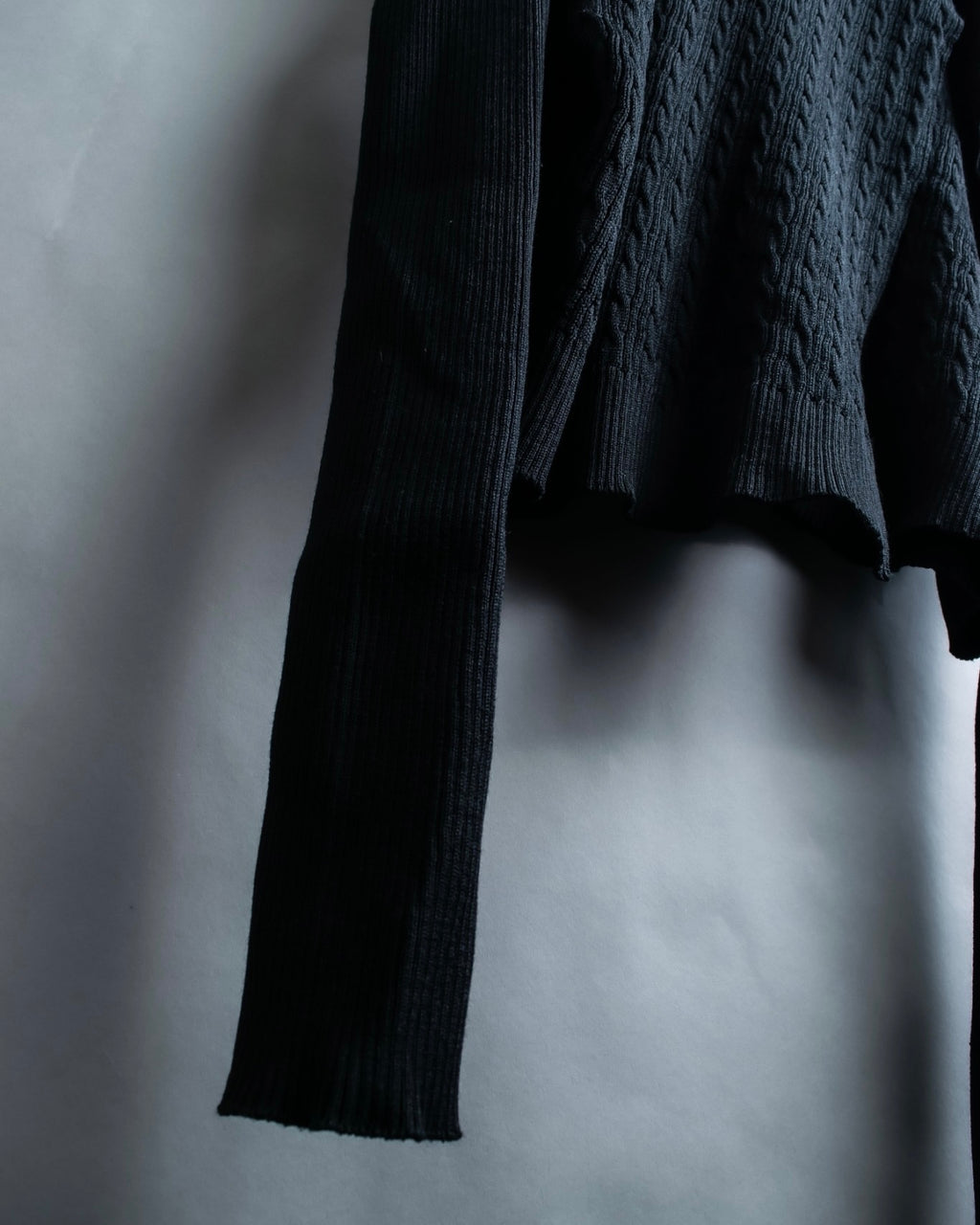 "GVGV" Arm custom layered knit