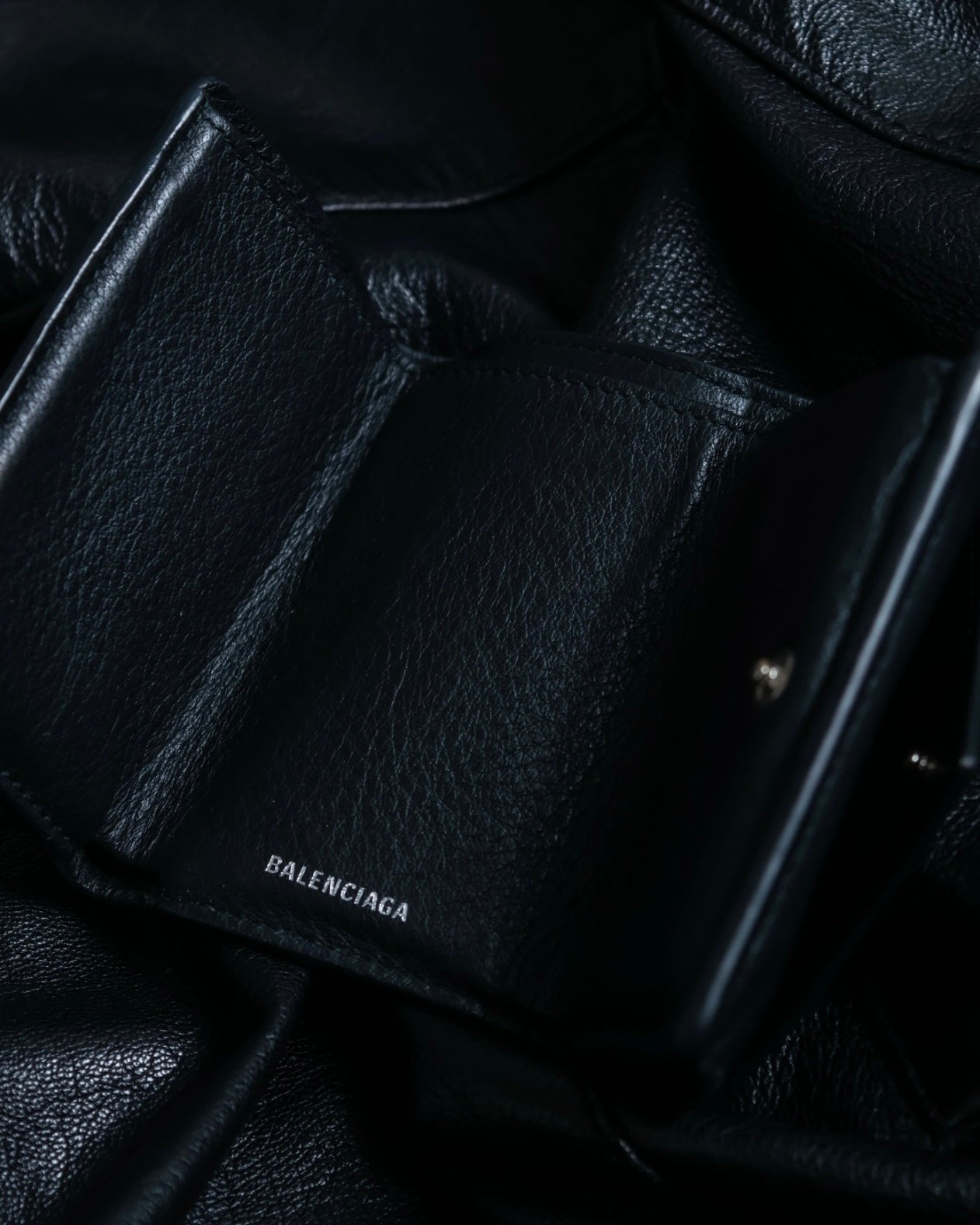 "BALENCIAGA" Leather compact wallet