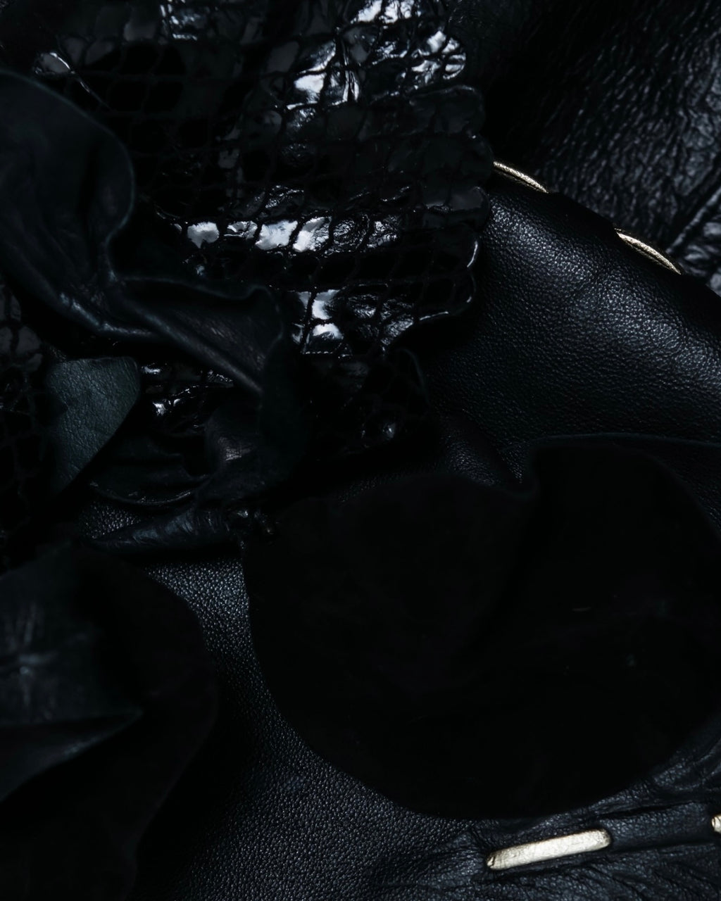 "VALENTINO GARAVANI" Flower accent chain leather bag