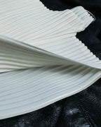 ＂Issey Miyake"pleated body bag