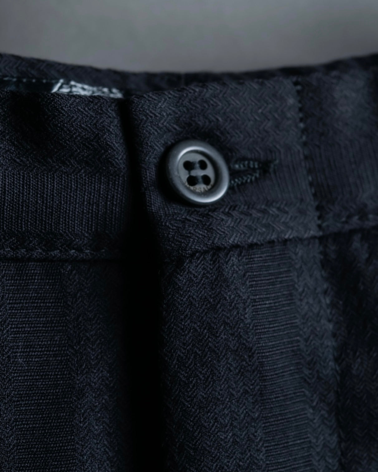 "GIANNI VERSACE" dark stripe archive setup