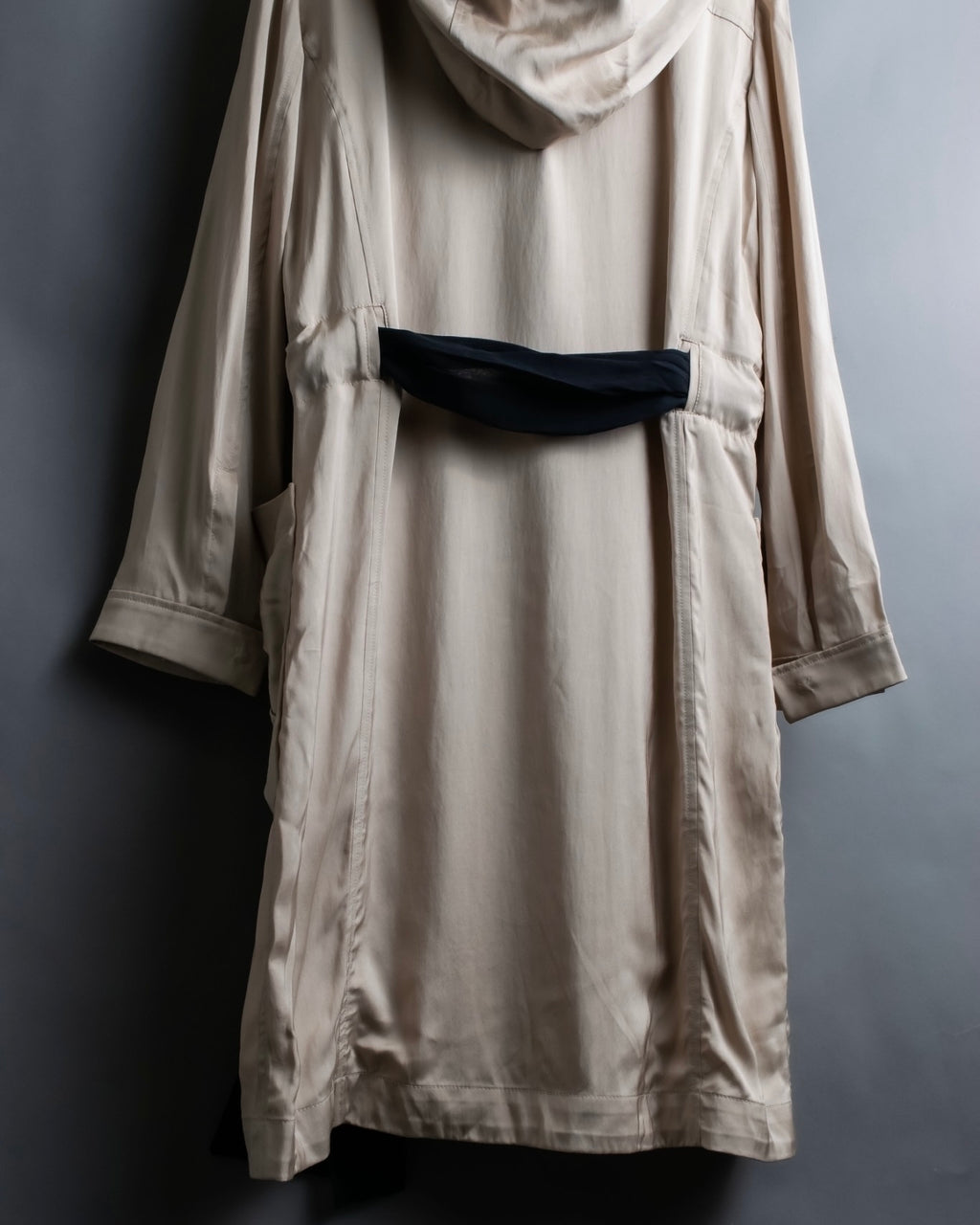 "VALENTINO" Drawcord design luxury long hoodie