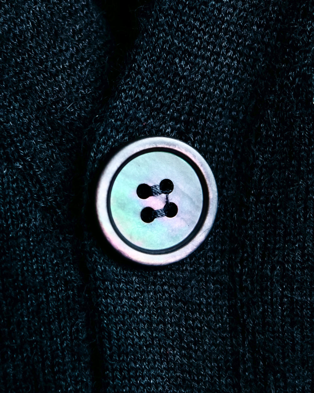 “Alexander McQueen” skull designed cashmere cardigan