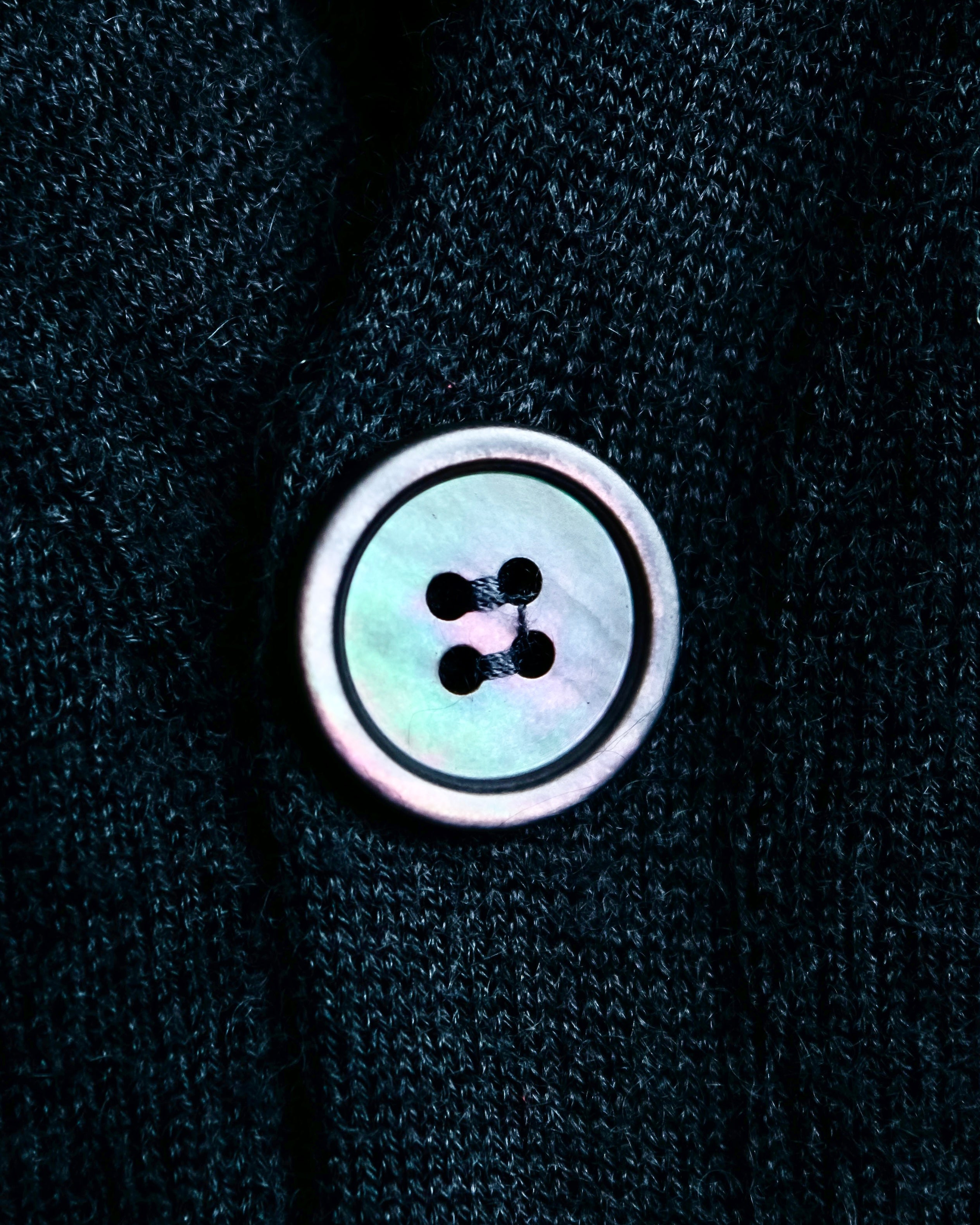 “Alexander McQueen” skull designed cashmere cardigan