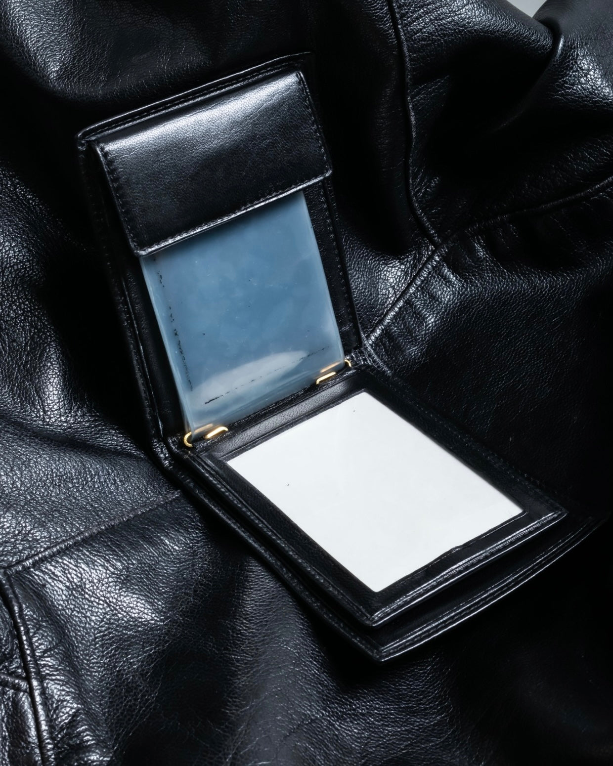 "LOEWE" Leather bifold compact wallet