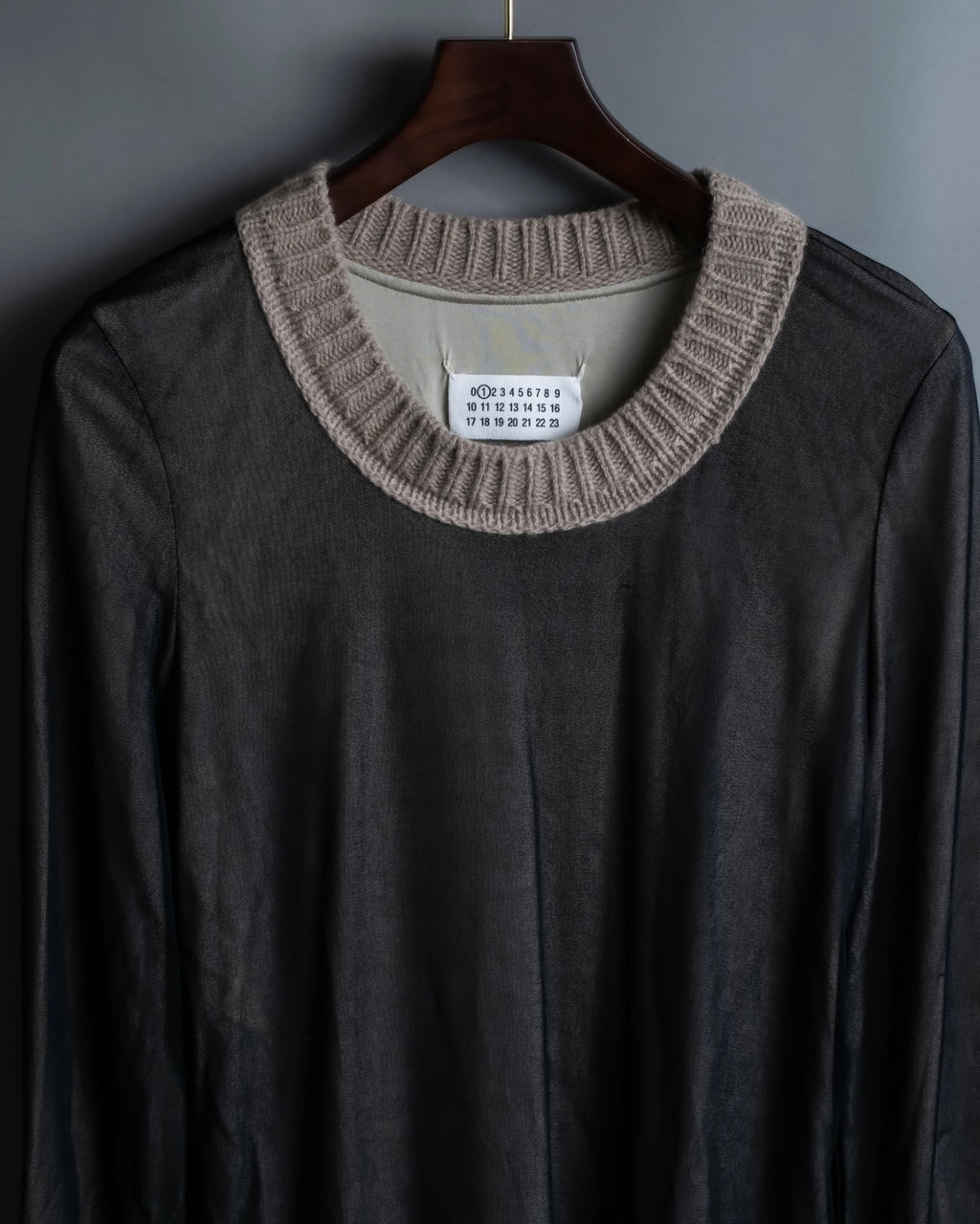 "Maison  Martin Margiela" 2011 aw smooth double sheer knit
