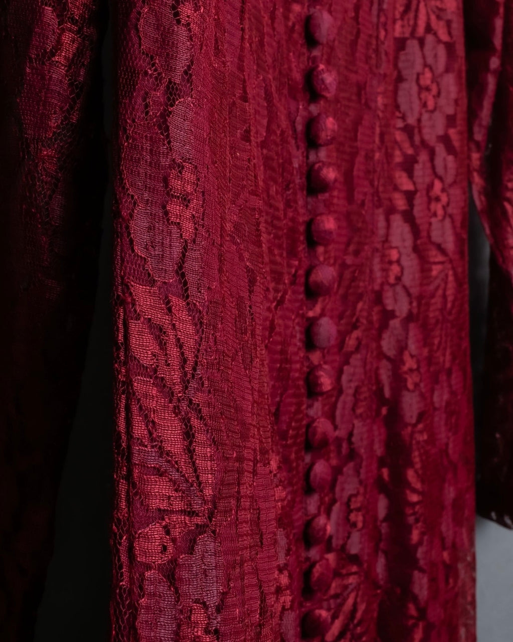 “Vintage” flower motif lace long dress