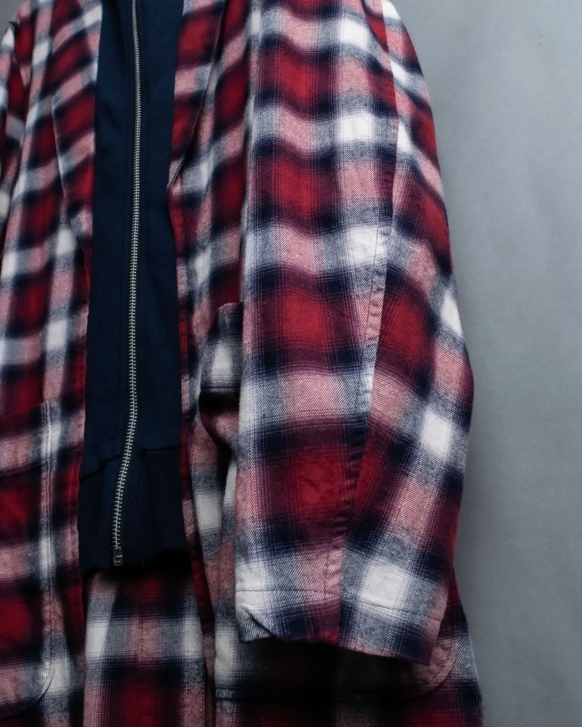 “John UNDERCOVER” gown designed check long hoodie