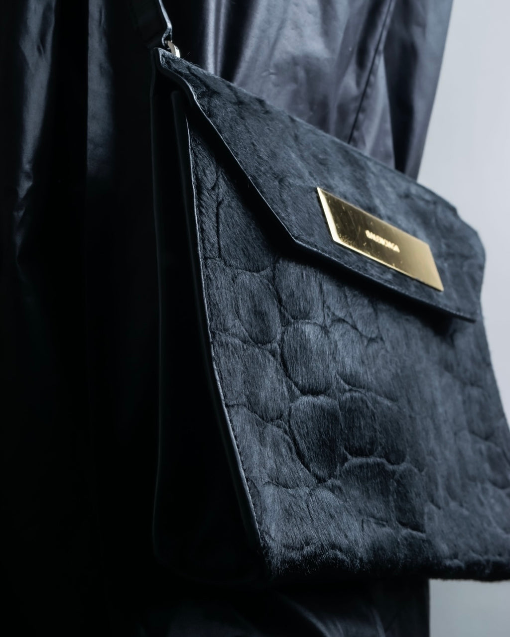 "BALENCIAGA" Haracofur leather shoulder bag