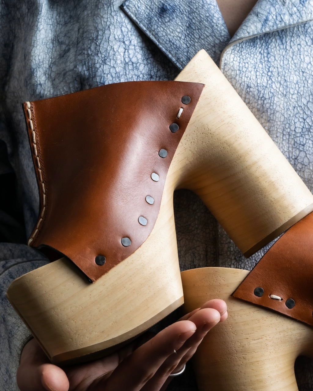 "Maison Margiela 20SS" Tabi platform wood sole sandals