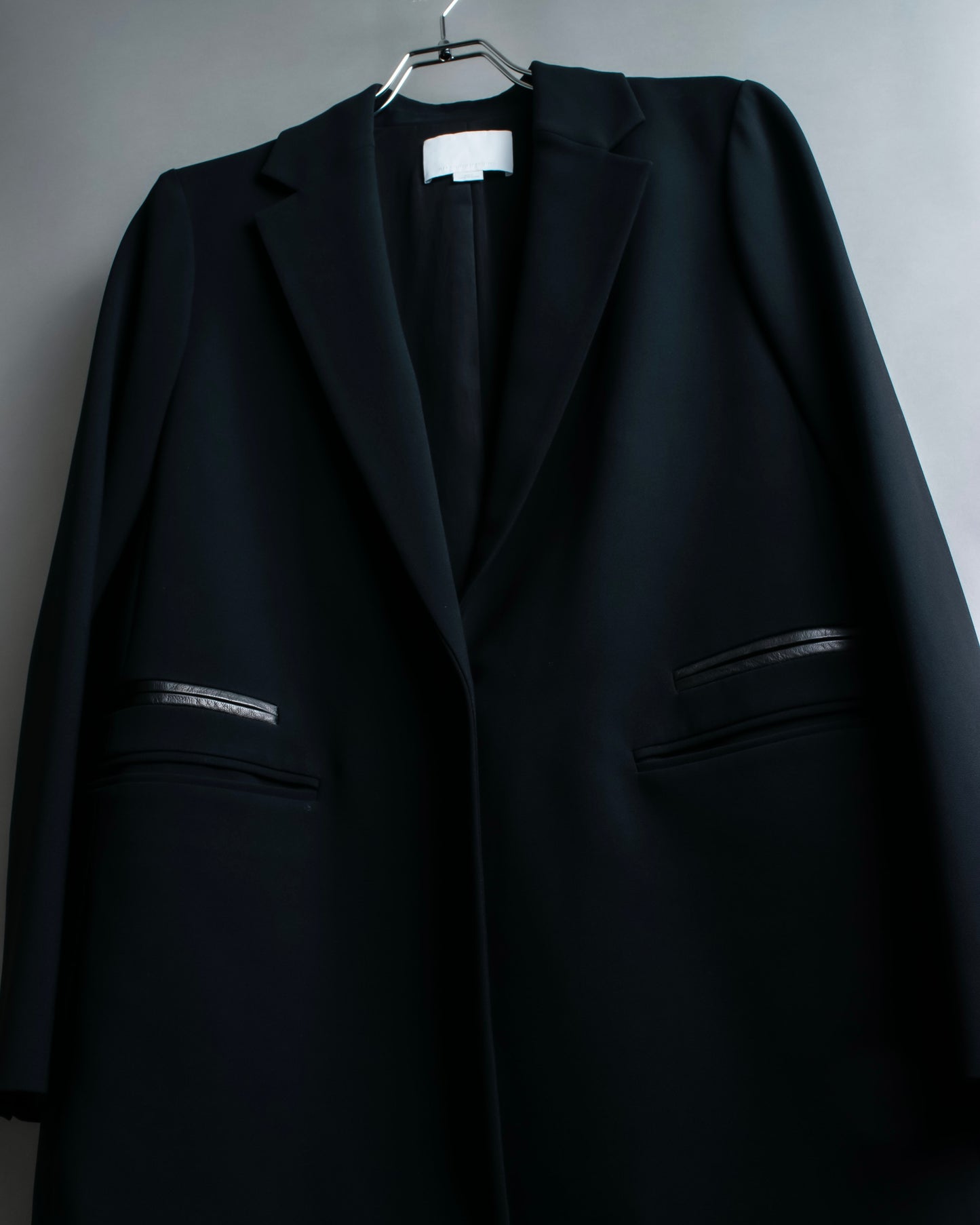 "Alexander wang"Leather piping tailored jacket with back fastening design