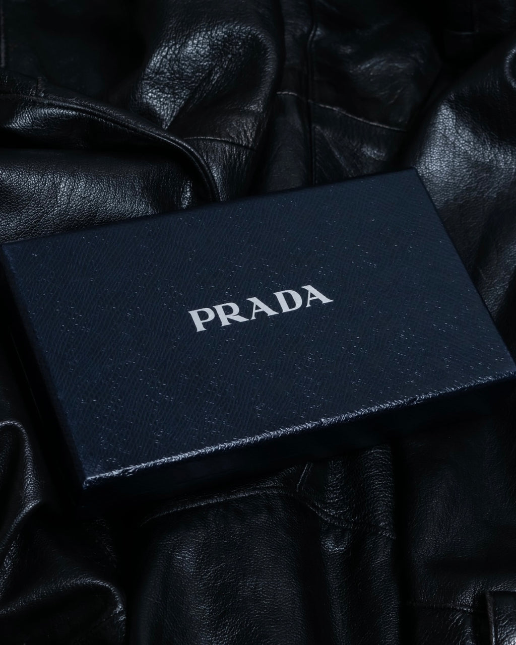 "PRADA" Good condition compact wallet
