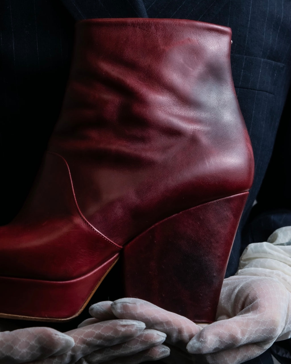 "Maison Martin Margiela (AW 2014)" Cowhide grunge heel boots