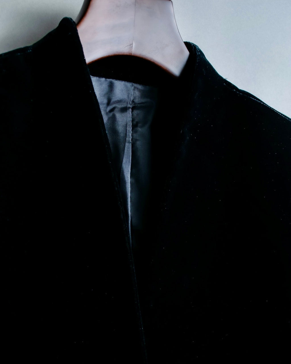 Collarless Beautiful Silhouette Velor Tailored Jacket