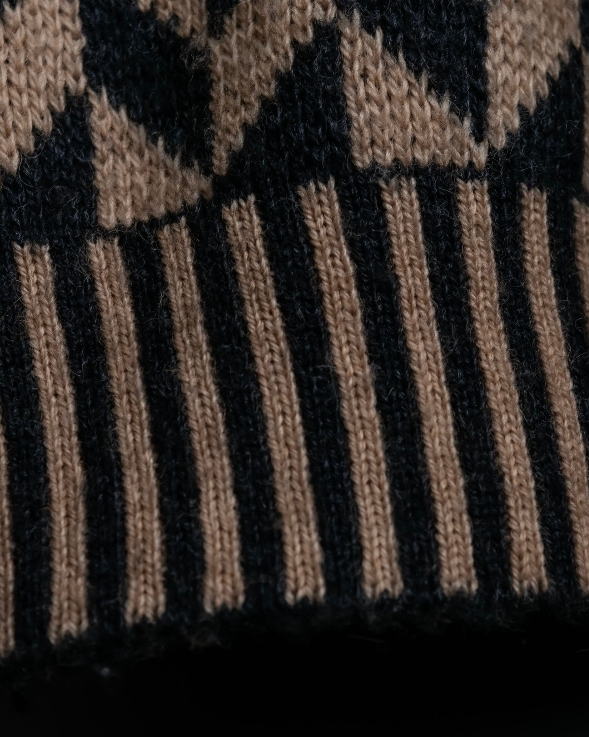 "GIORGIO ARMANI" Geometric pattern rib wool knit