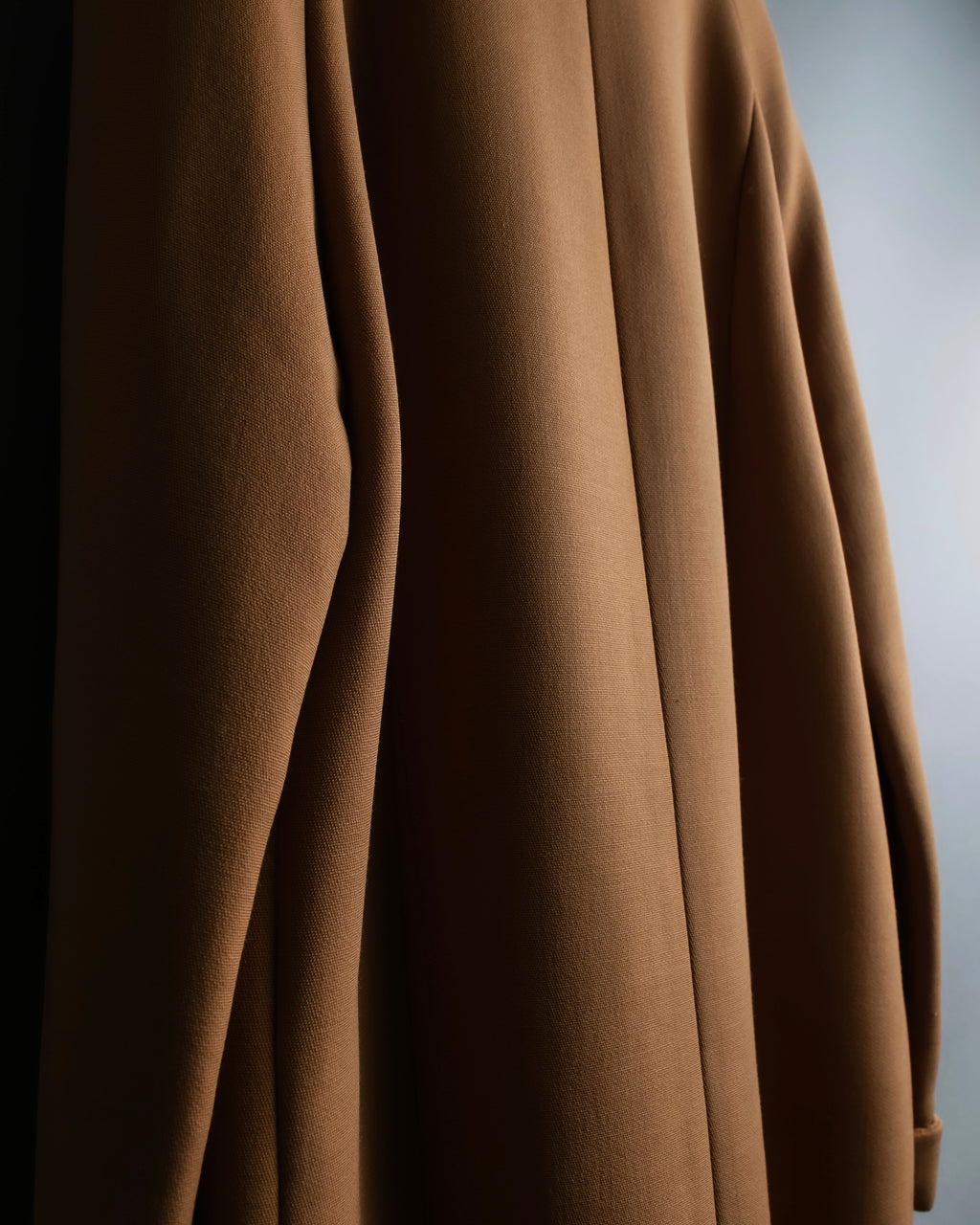 “LOEWE” beautiful cut raglan sleeve Lana wool 100% coat