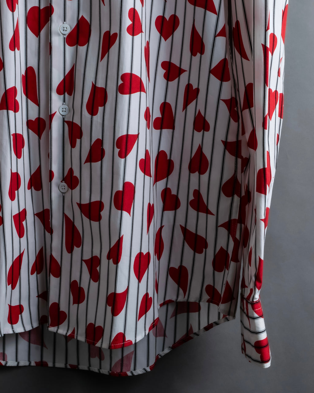 “JW Anderson” heart pattern designed striped shirt