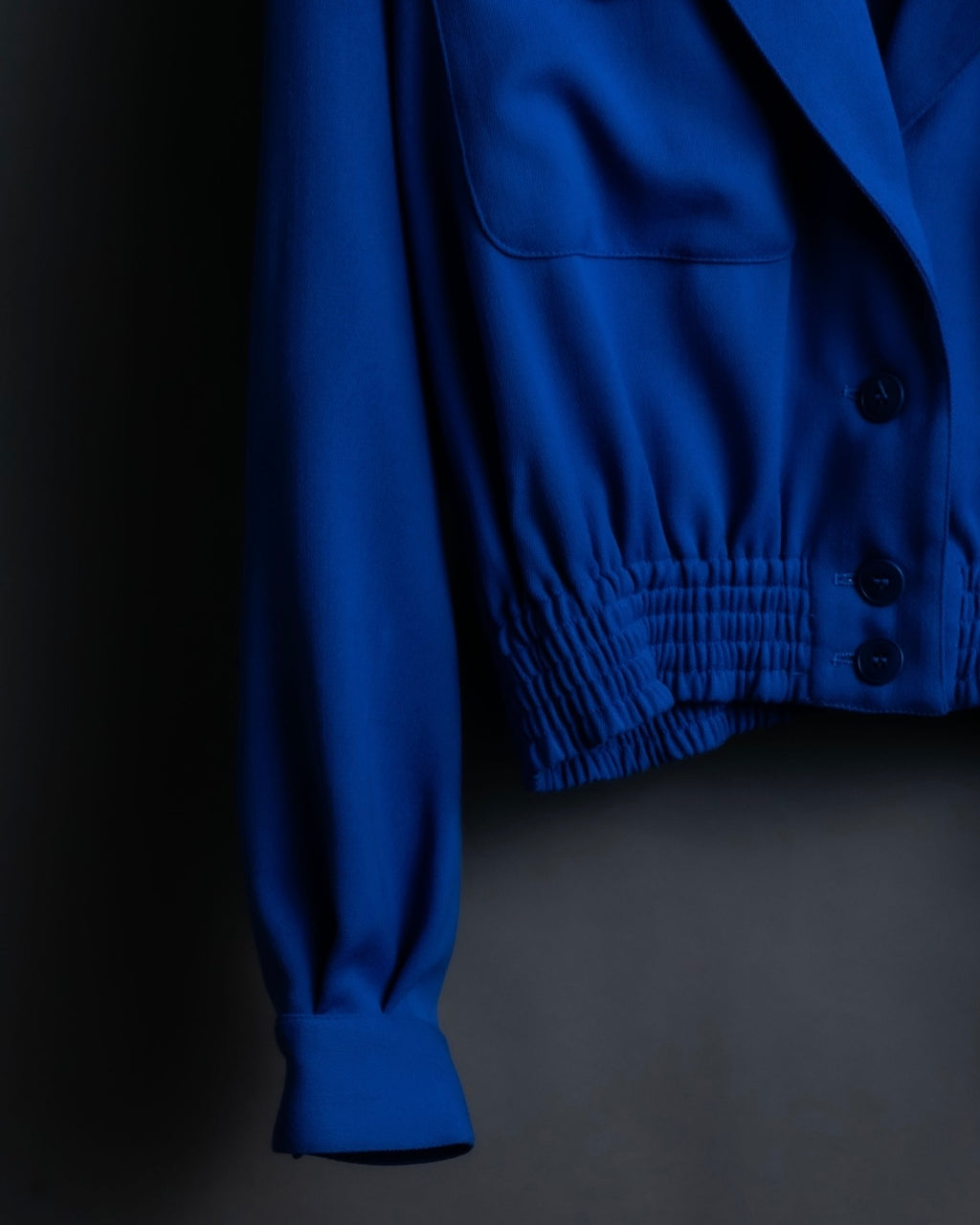 “OLD GUCCI” beautiful blue colored short jacket