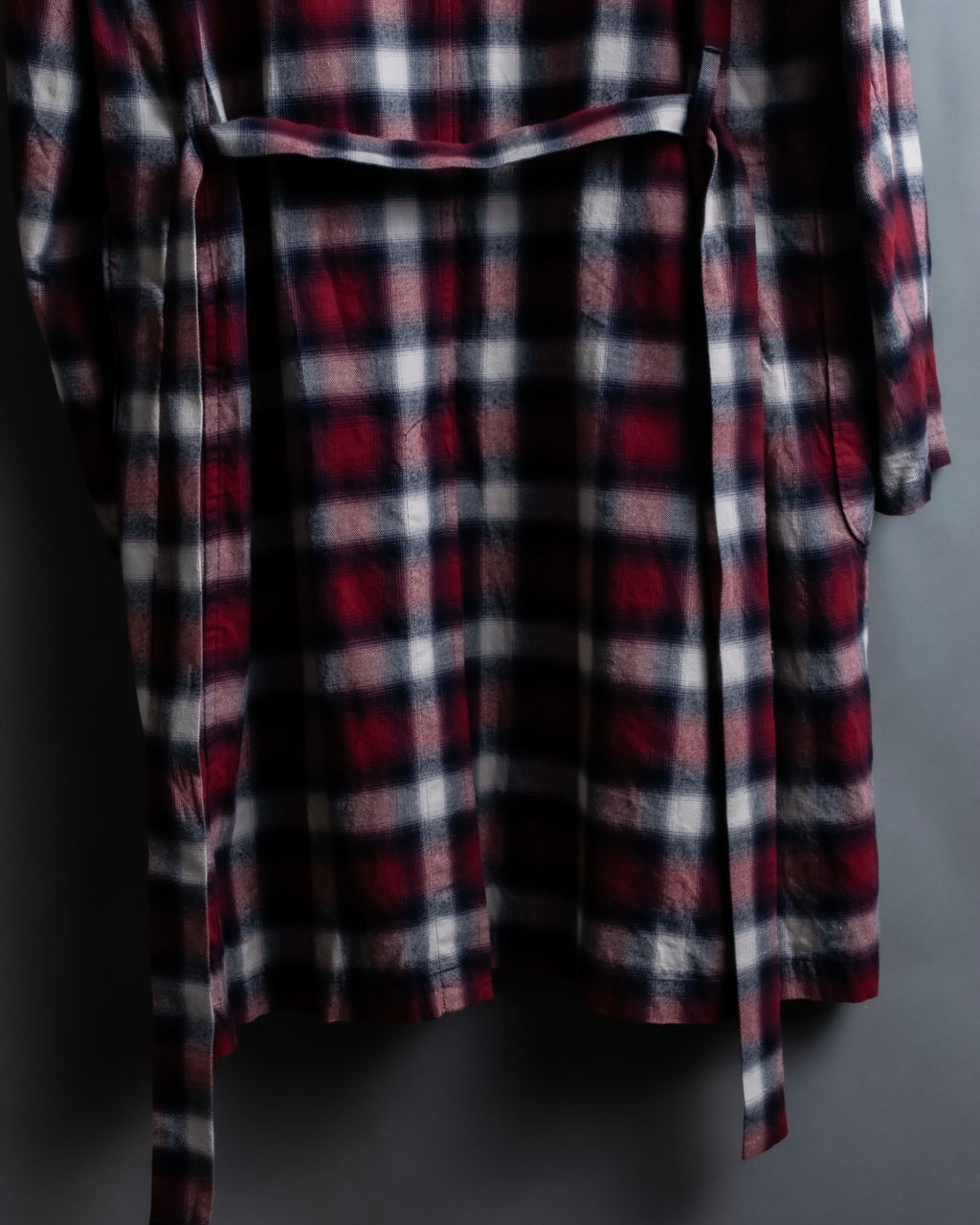 “John UNDERCOVER” gown designed check long hoodie