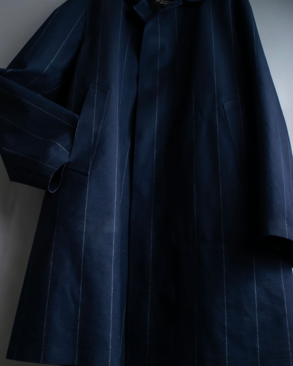 "MACKINTOSH" super oversized striped coat