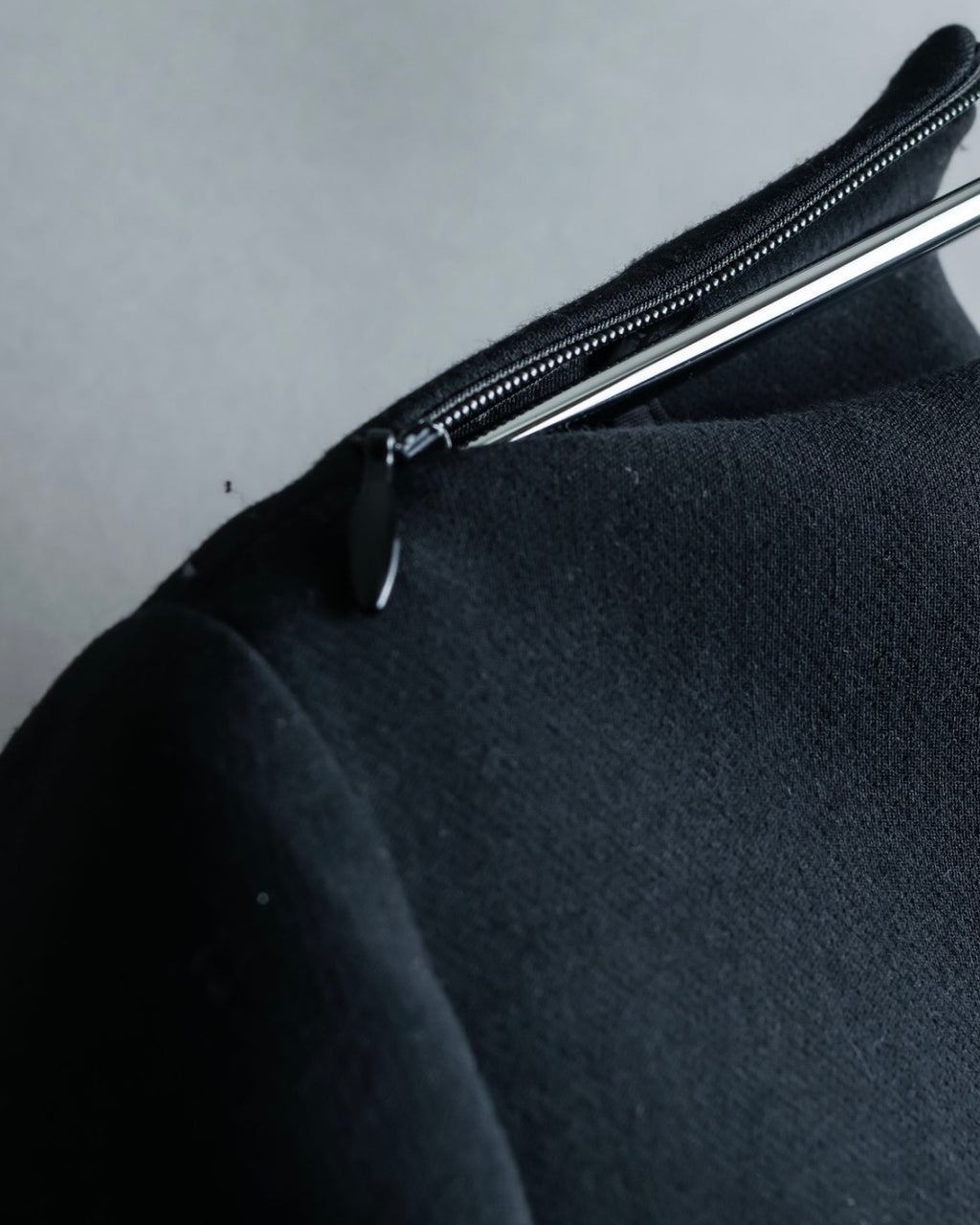 "YOKO CHAN" Deep action pleated mid-length dress