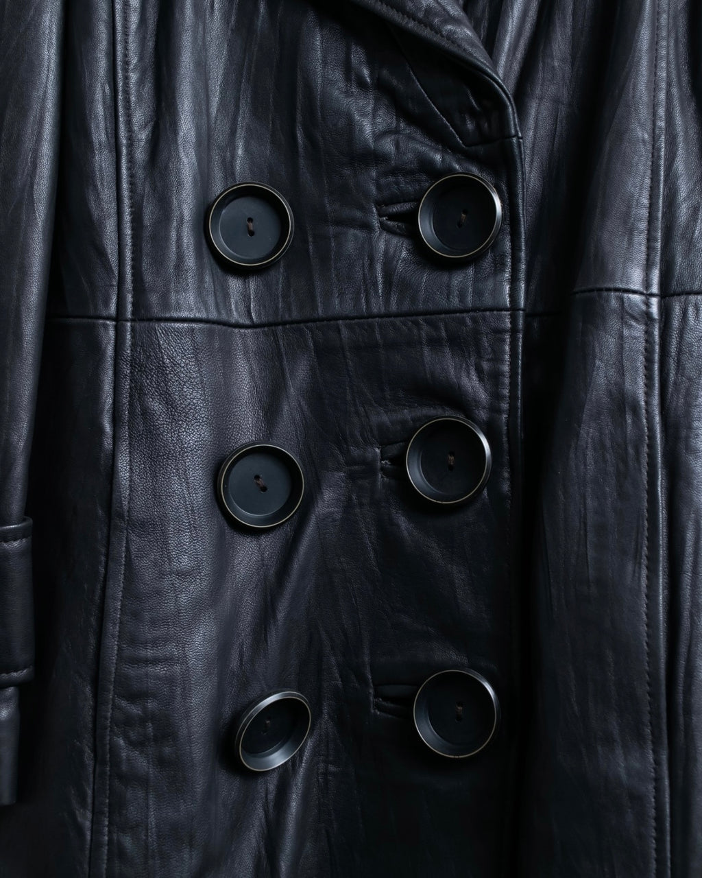 "PEAU D' ANÉ" wide lapel leather coat