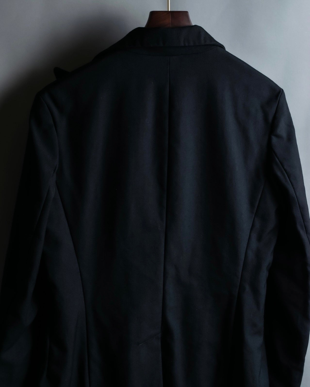 "Yohji Yamamoto +NOIR" Single high slit beautiful tailored jacket