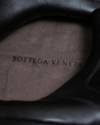“BOTTEGA VENETA” round toe intrecciato leather boots