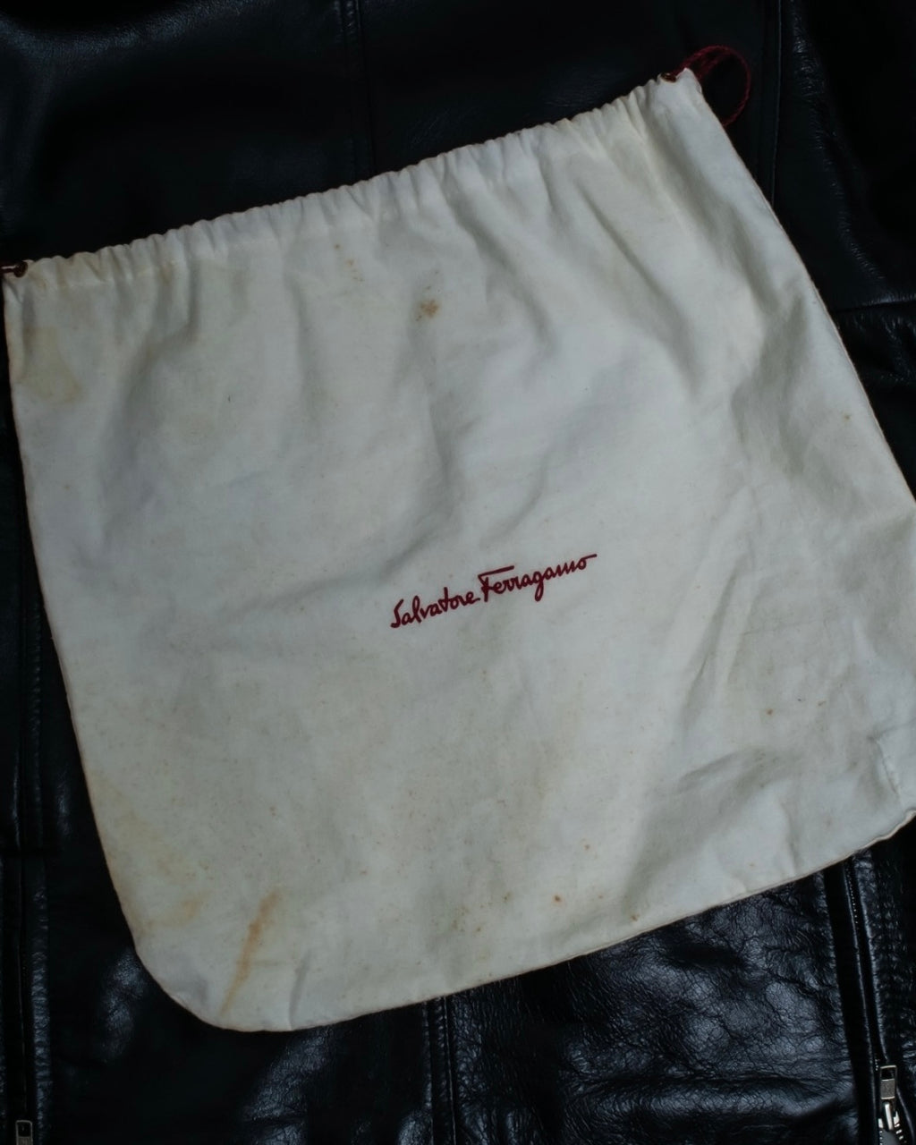 "Salvatore Ferragamo" enamel shoulder bag