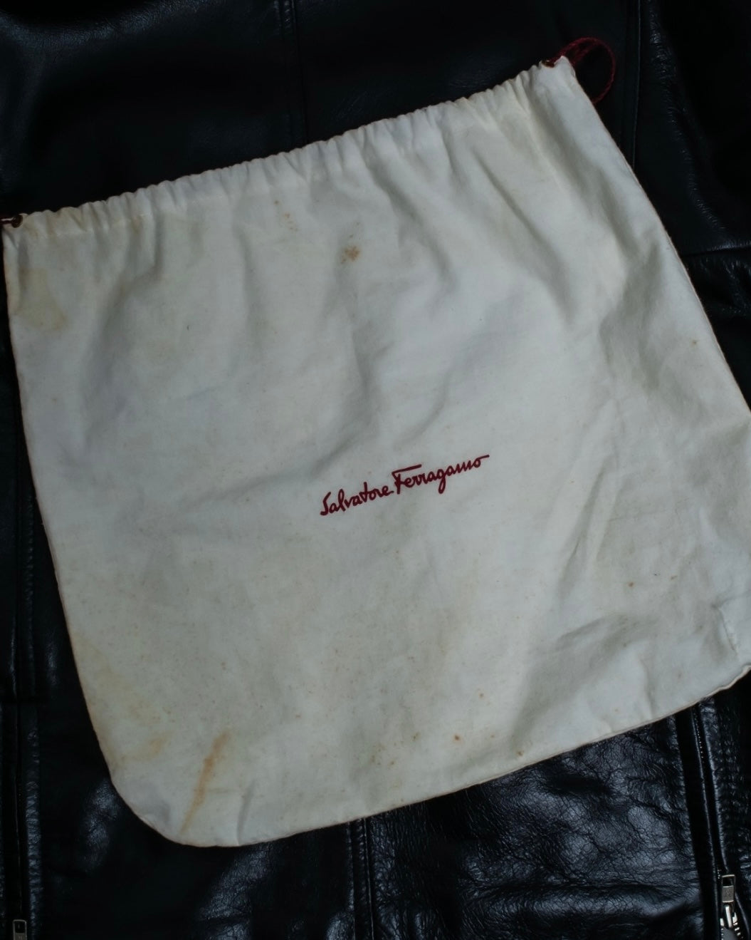 "Salvatore Ferragamo" enamel shoulder bag