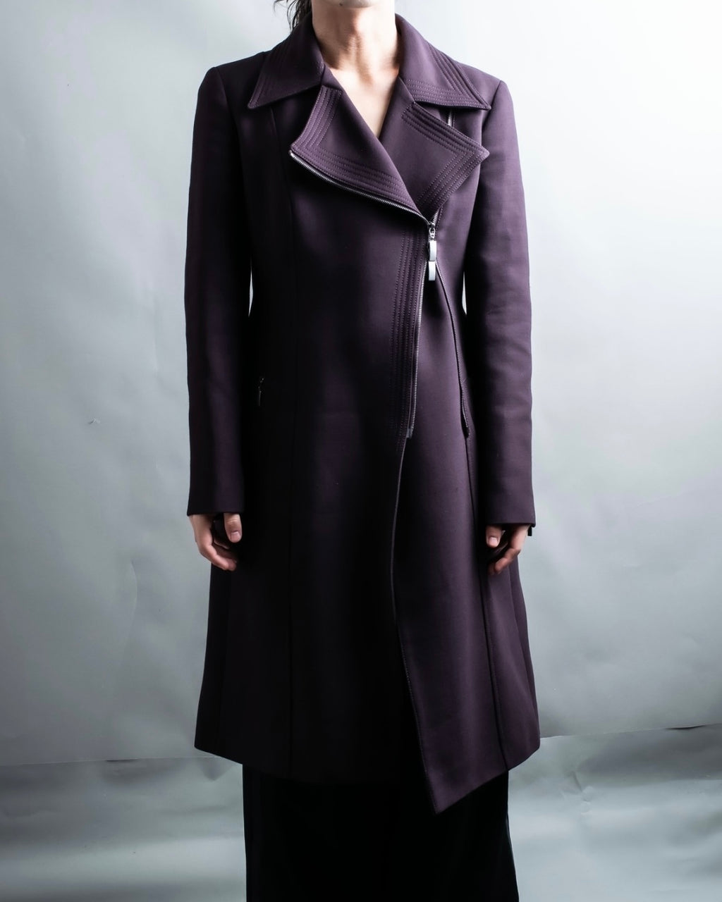 "GIANFRANCO FERRE white" riders design double zip coat