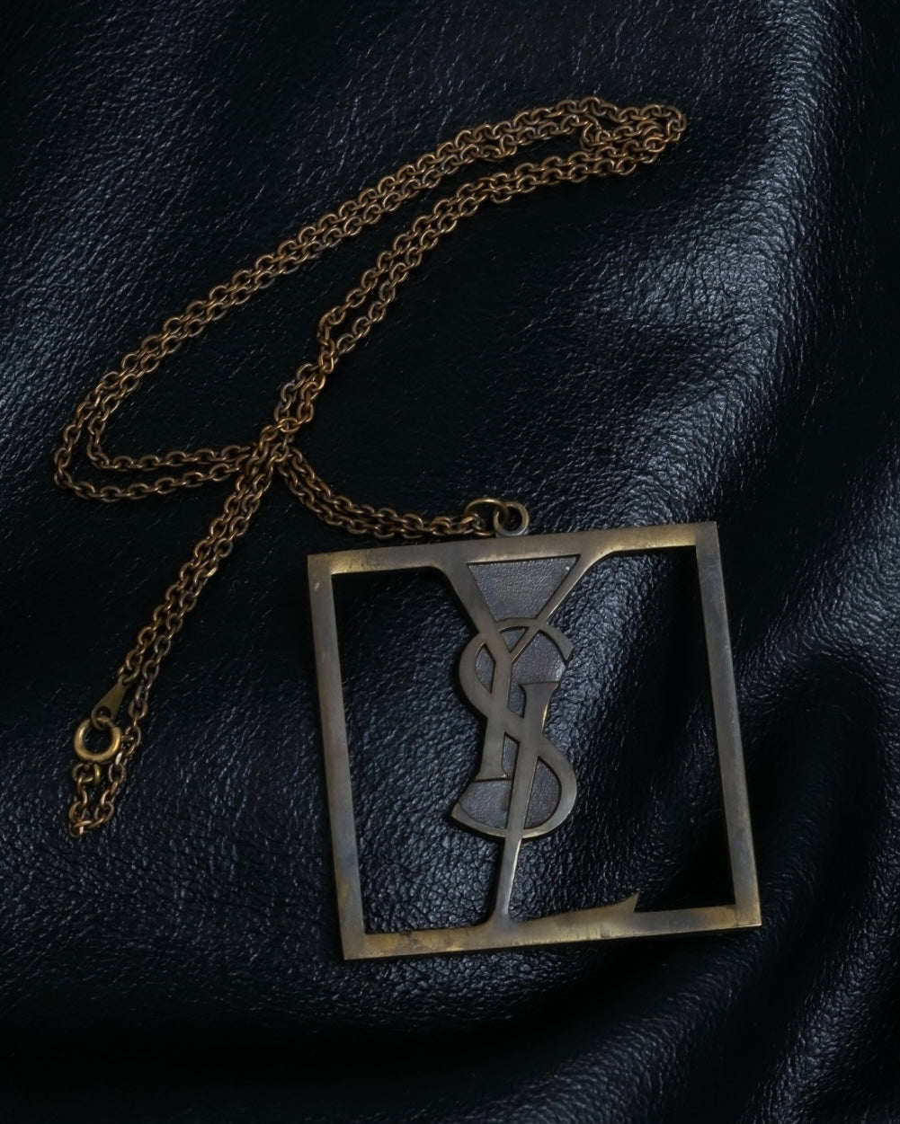 "Yves Saint Laurent" frame design logo motif necklace