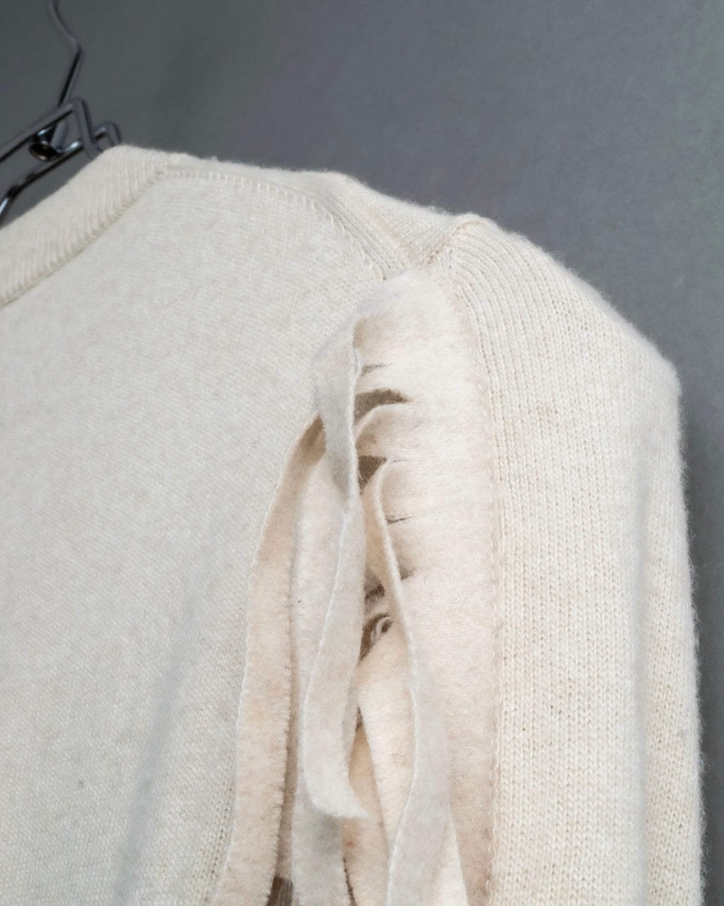 "MM6" Arm fringe design knit dress