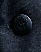 "GIANNI VERSACE" Arm line design peak lapel setup