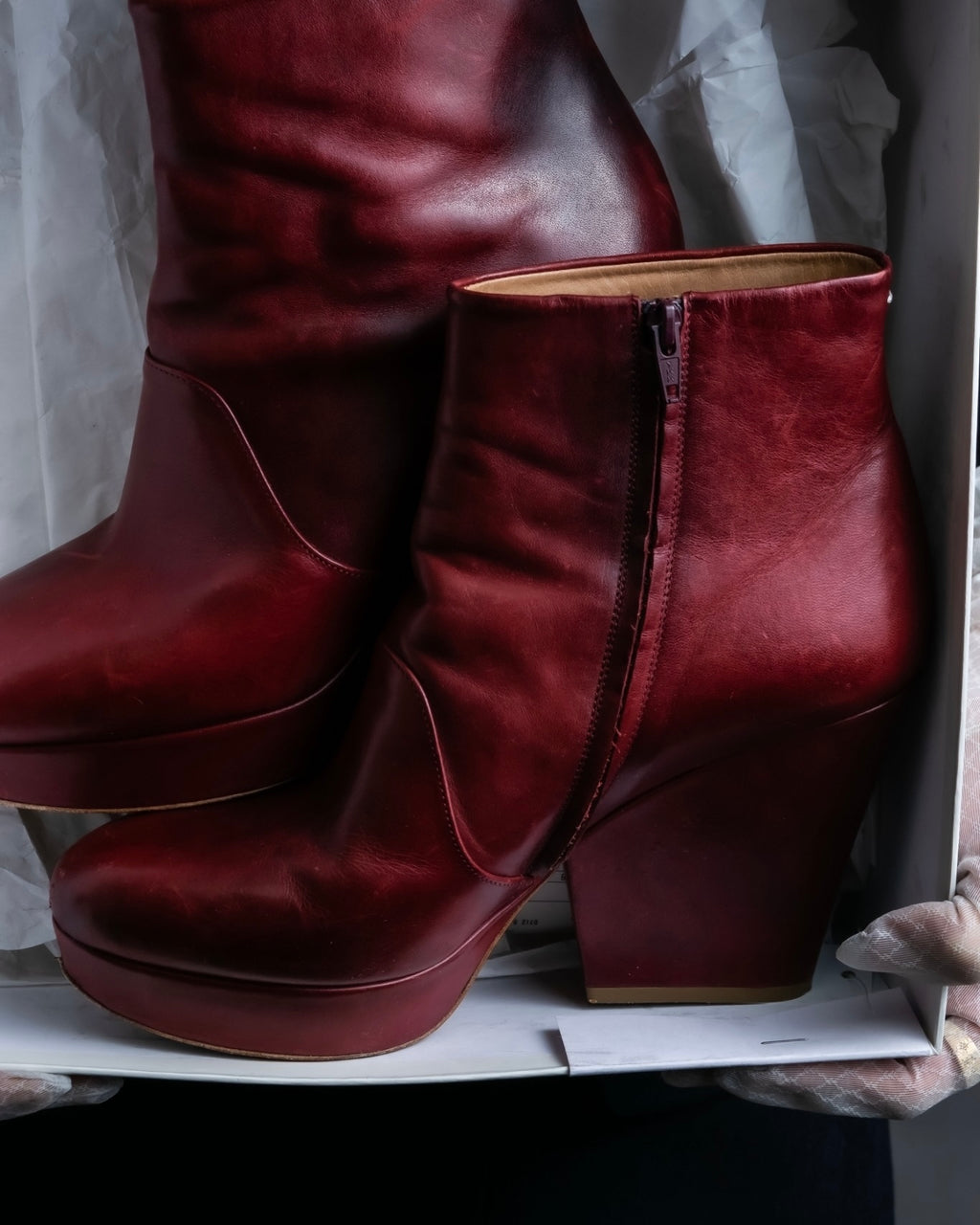 "Maison Martin Margiela (AW 2014)" Cowhide grunge heel boots