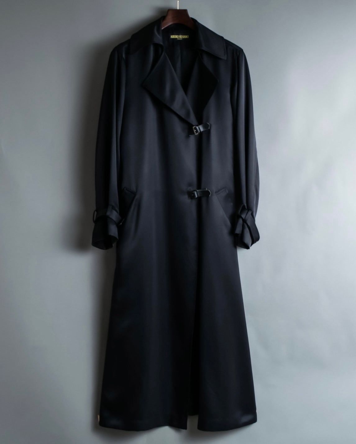 HIROKO KOSHINO PREMIER 100% silk coat