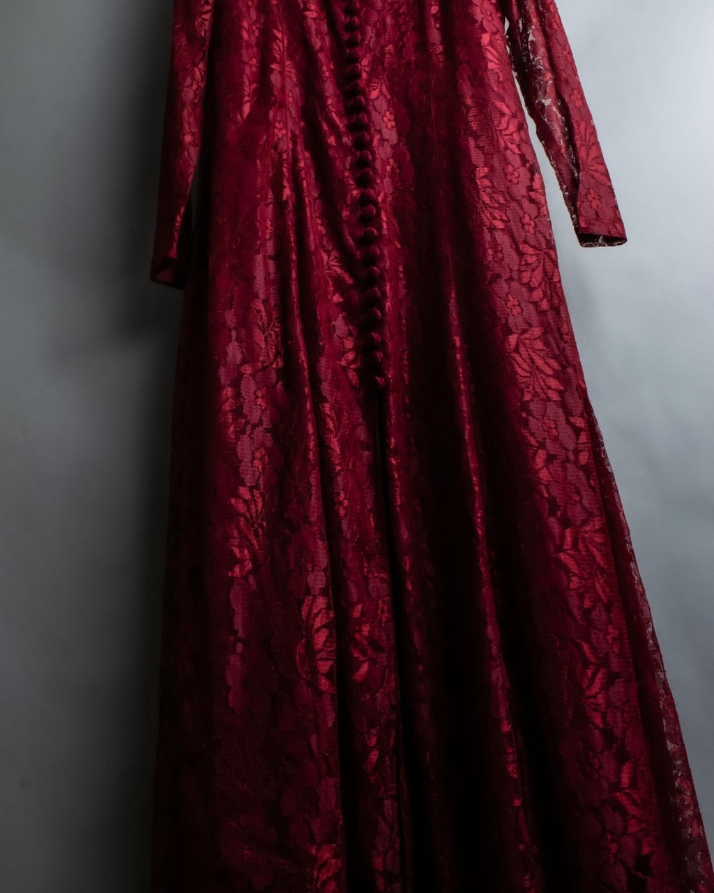 “Vintage” flower motif lace long dress