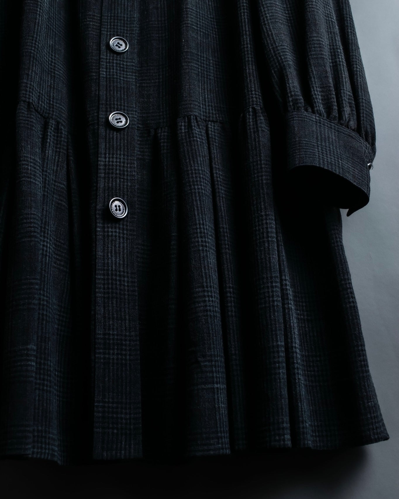 “Burberry Black Label” Trench coat designed long check shirts