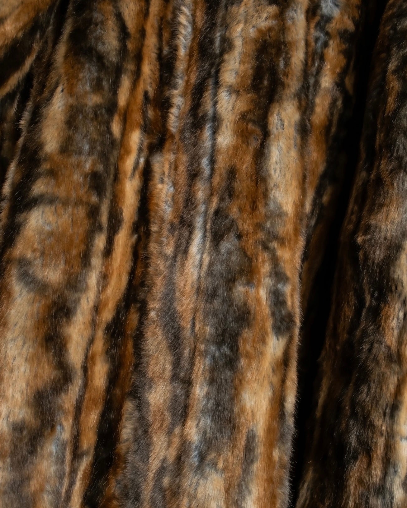 "NIEDIECK" Yarn sewn fur special hoodie jacket