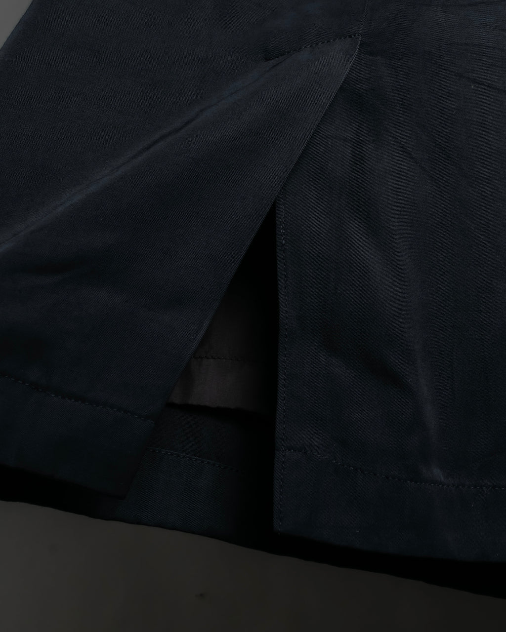 "Comme des Garcons" Rayon mid-length skirt