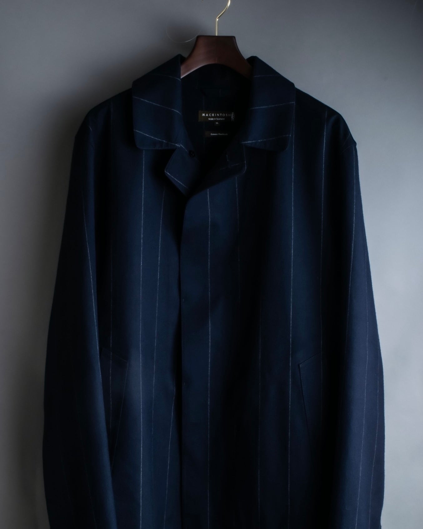 "MACKINTOSH" super oversized striped coat