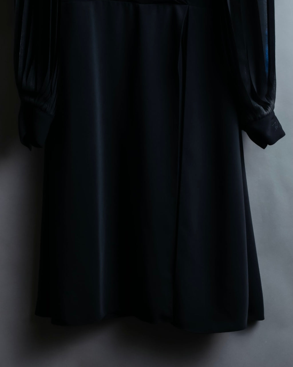 “Karl Lagerfeld” pleats designed stand collar summer dress