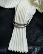 ＂Issey Miyake"pleated body bag