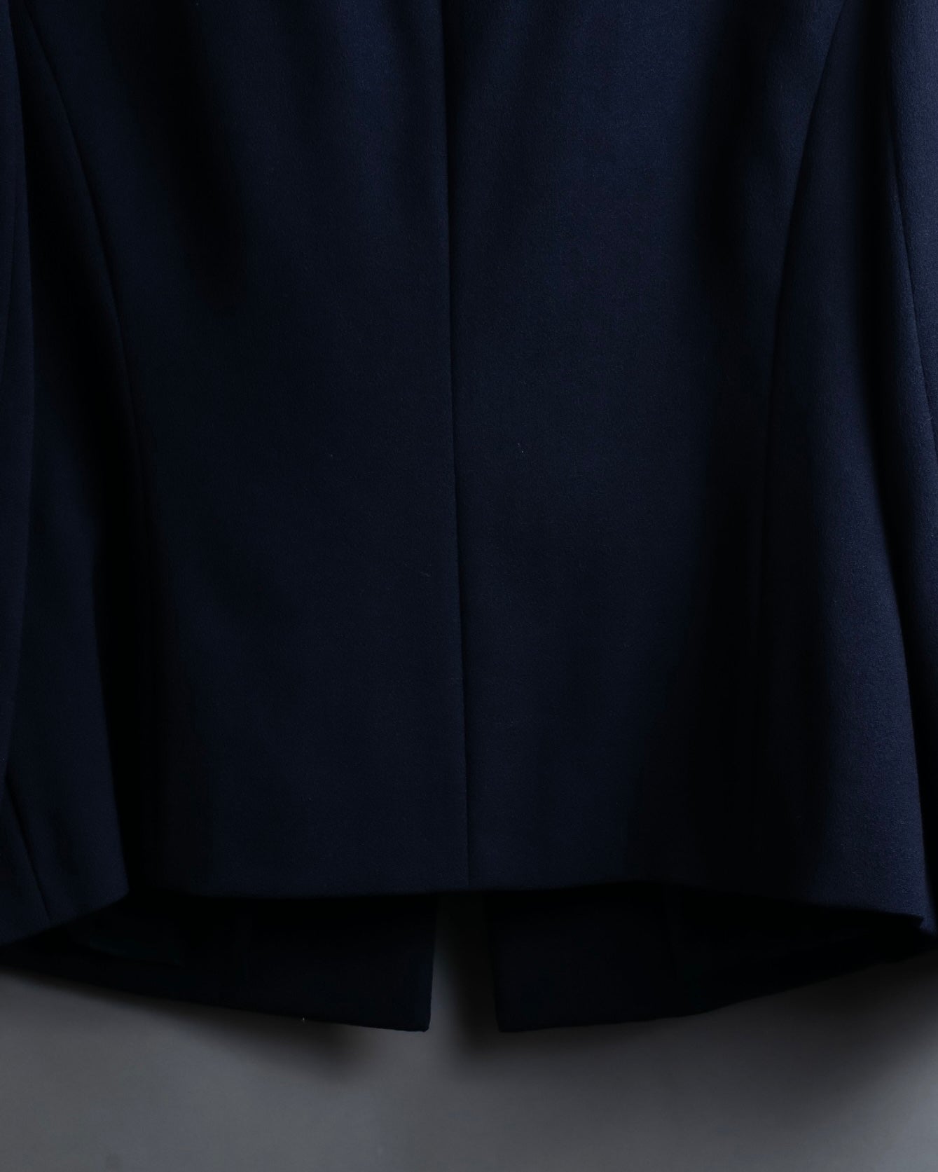 “Burberrys” open collar piping designed jacket