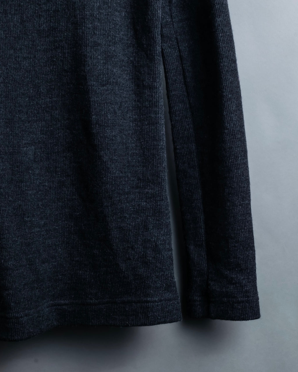 "tricot COMME des GARCONS" Light 100% wool layered knit