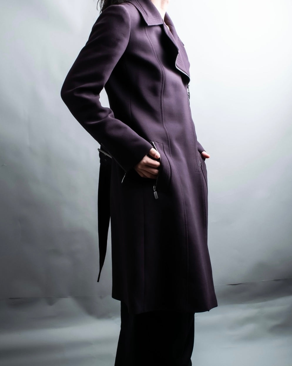 "GIANFRANCO FERRE white" riders design double zip coat